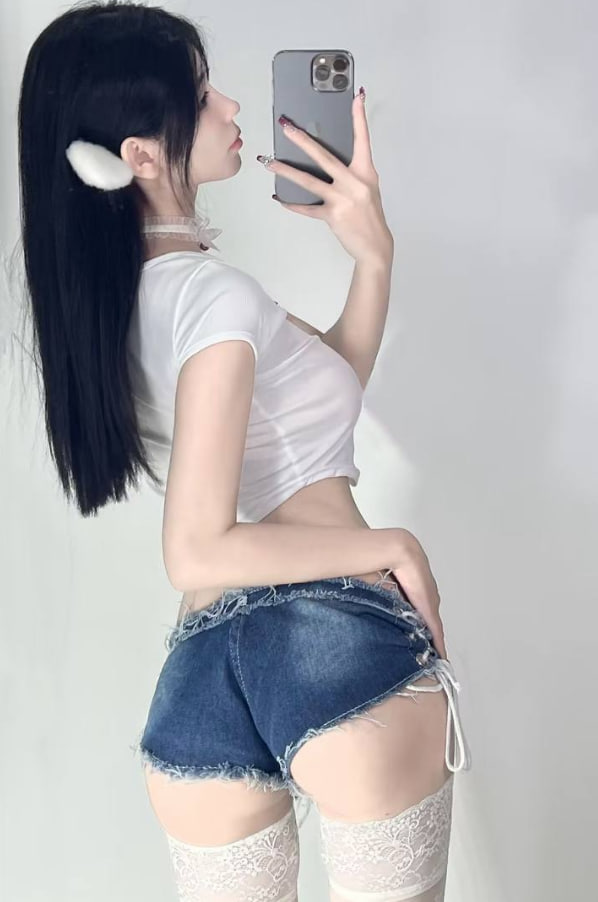 VAR技术：足球公平竞赛的保障还是争议之源？